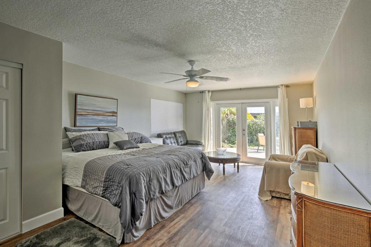 Waterfront Gem With Pool, Dock And Lanai In Tampa! Vila Exterior foto